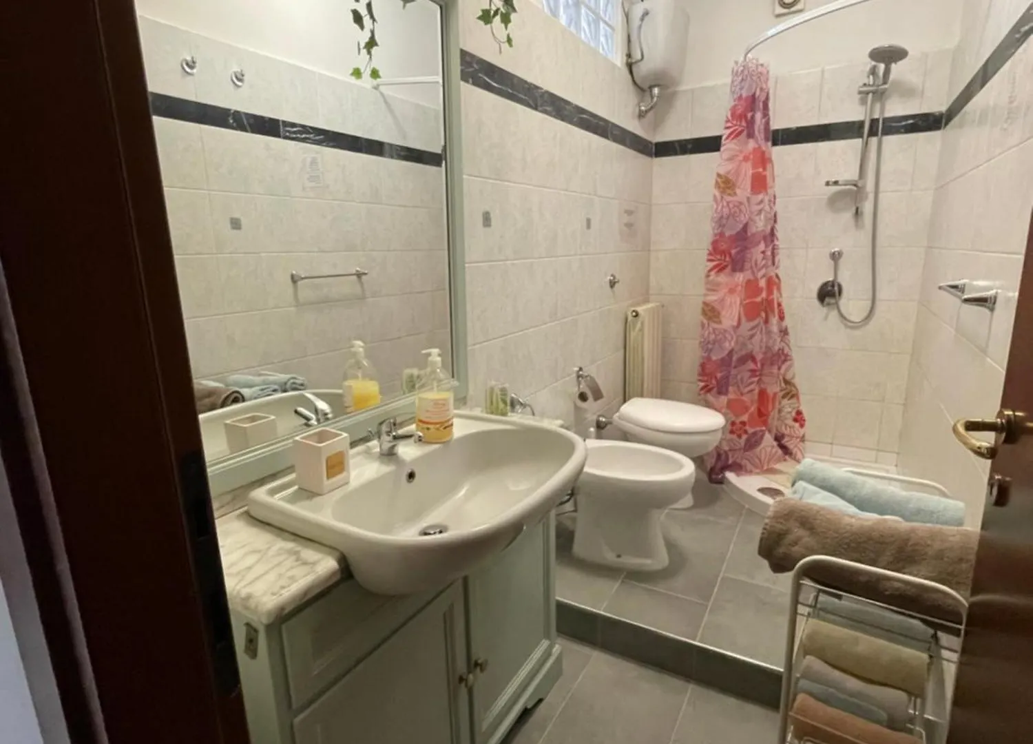 Casa L' Aurora Viola Apartman Livorno